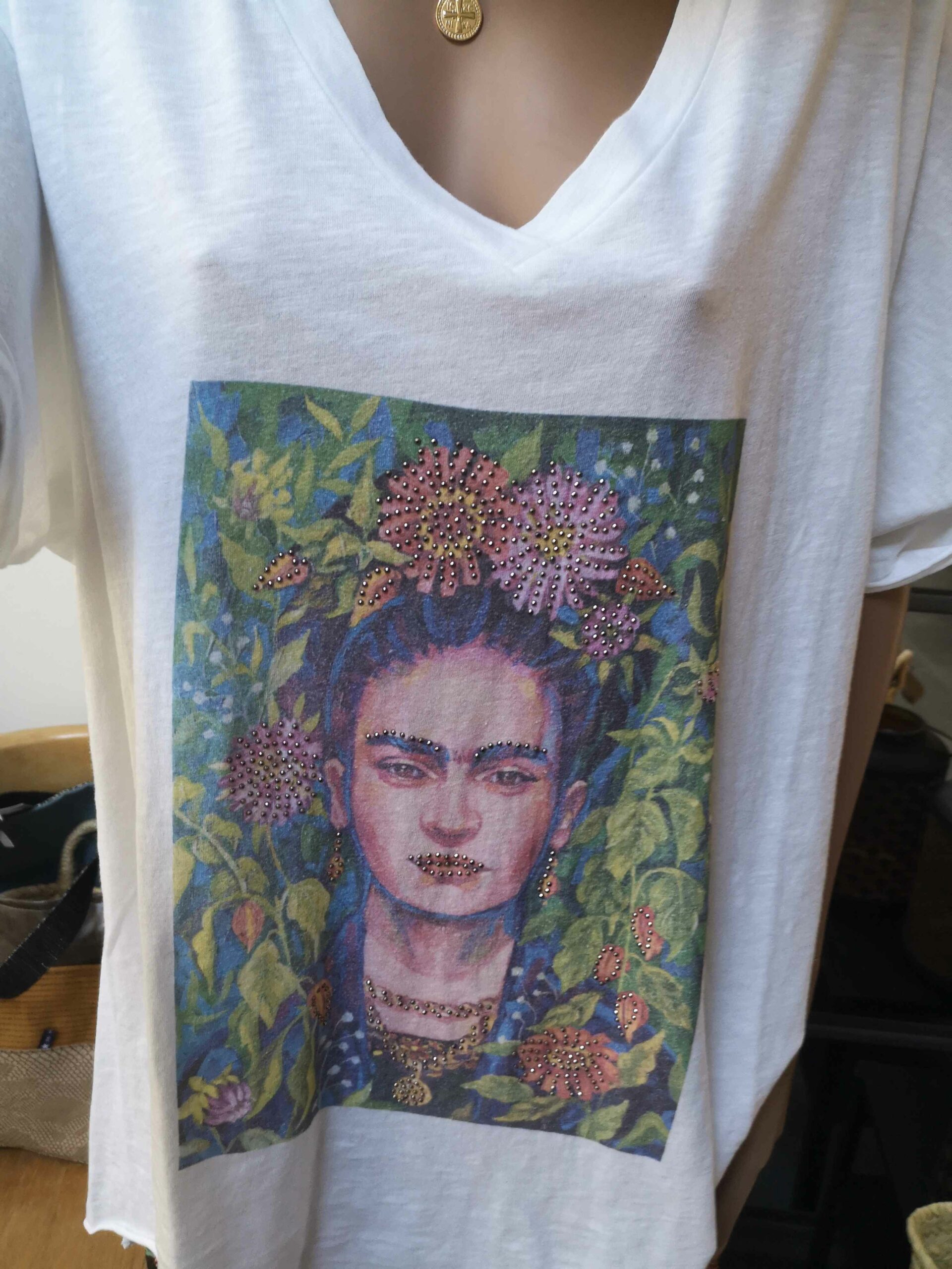 tee shirt frida