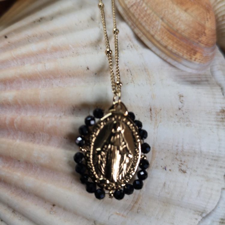 Collier madone